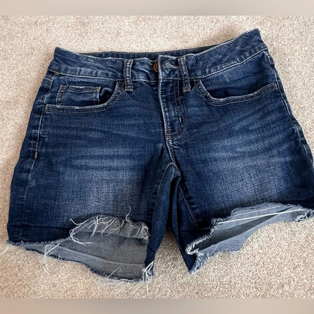 Size‎ 1 Denim “Shortie” Shorts